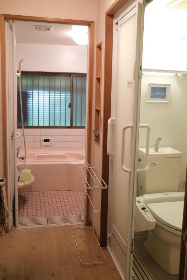 Guesthouse Kojiya 暮らしをつくる宿 旧糀屋 Fukutsu Eksteriør bilde